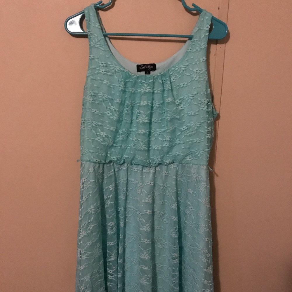 Cute turquoise dress